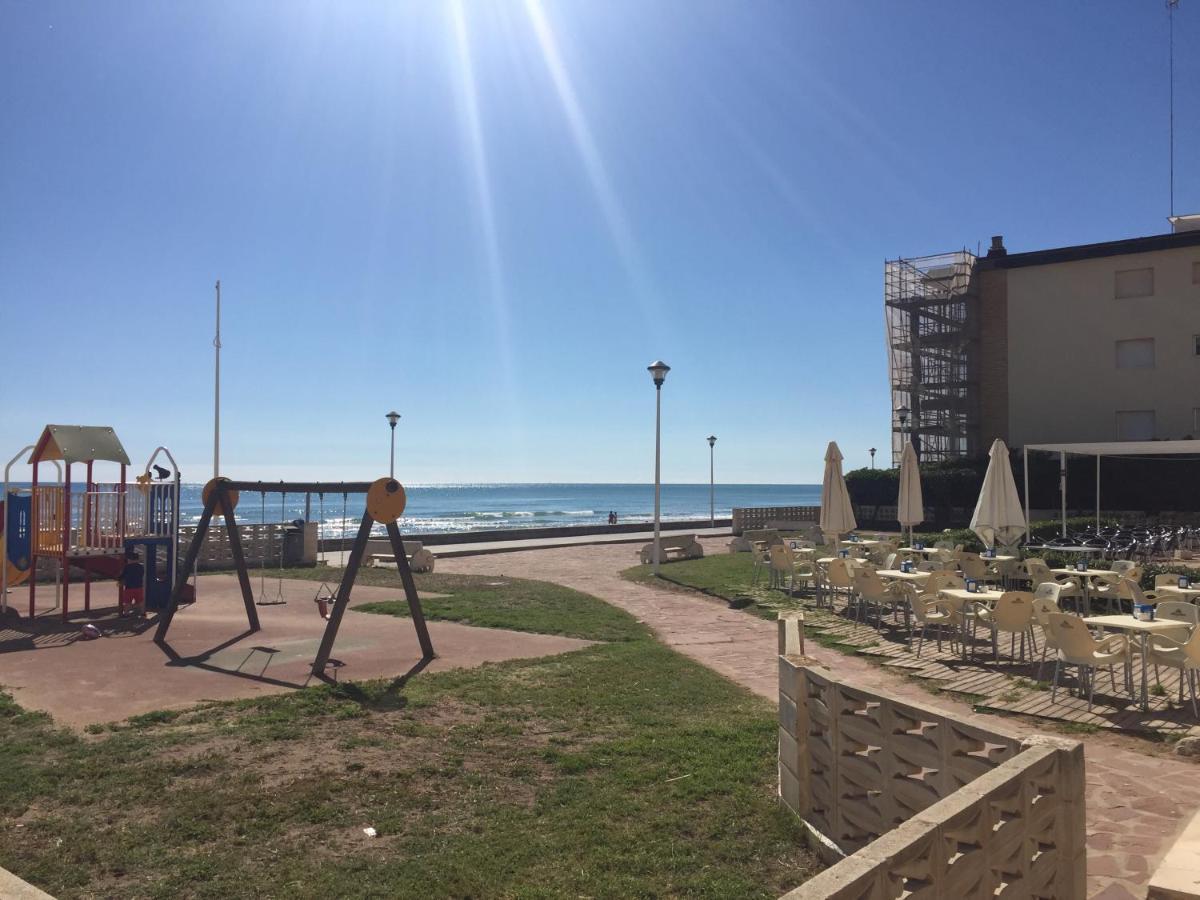 Large Apartment With Sea Views Sueca Exteriér fotografie